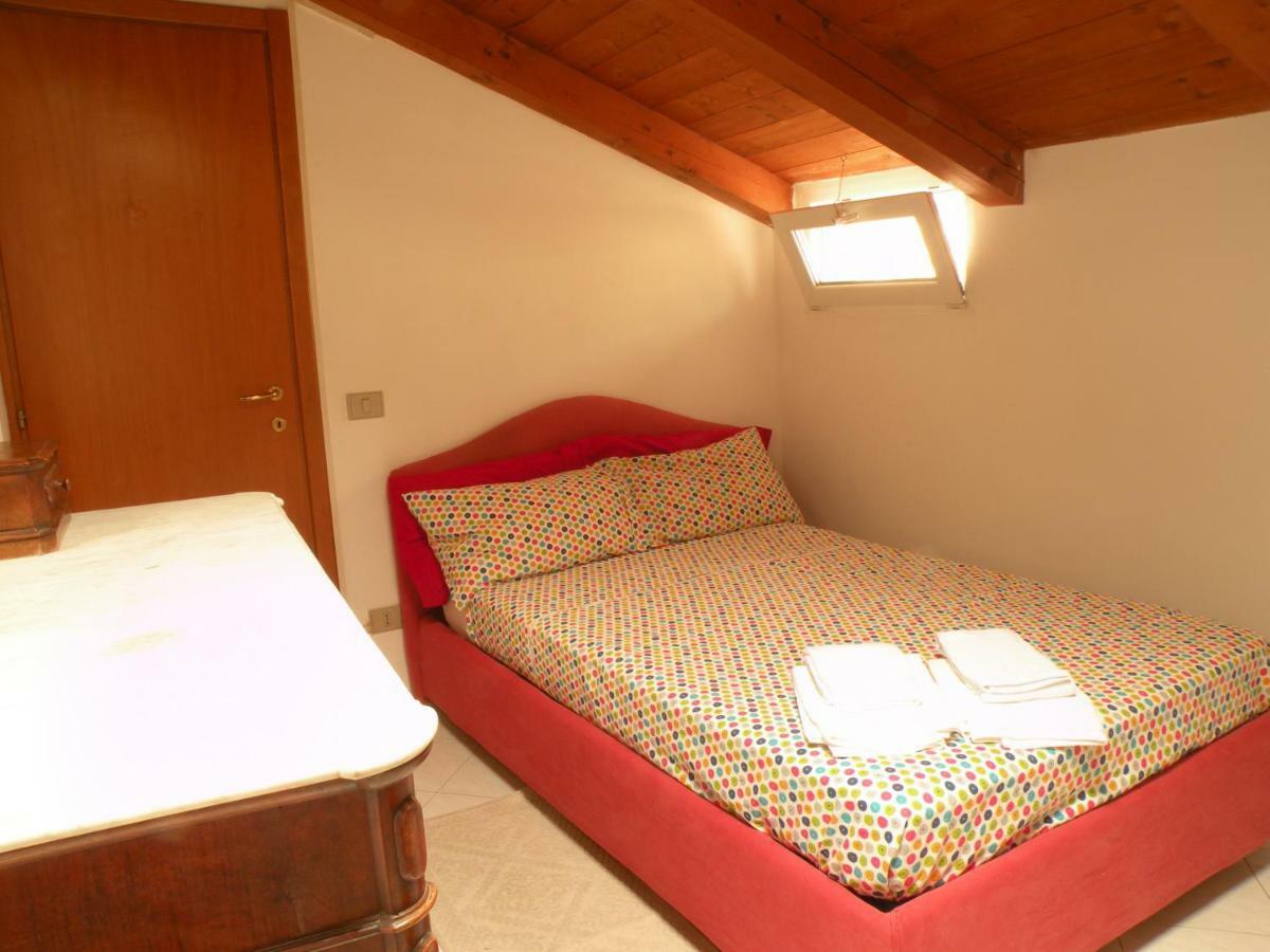 Deliziosa Mansarda Nel Quartiere Marina - Cagliari Q8577 Apartment Exterior photo